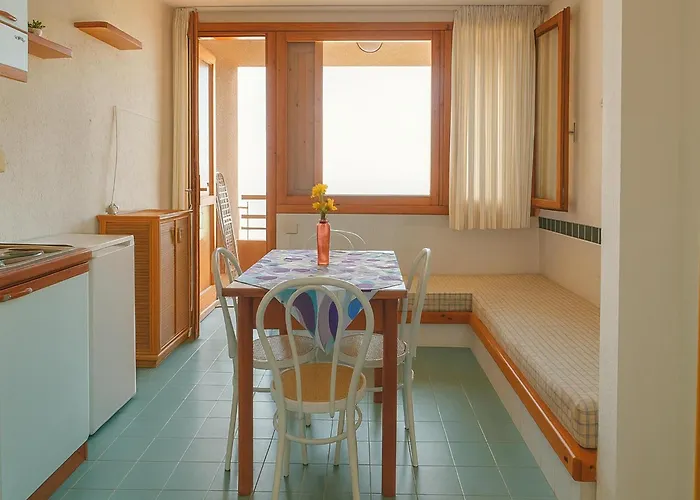Apartman In Cugnana With Garden *
